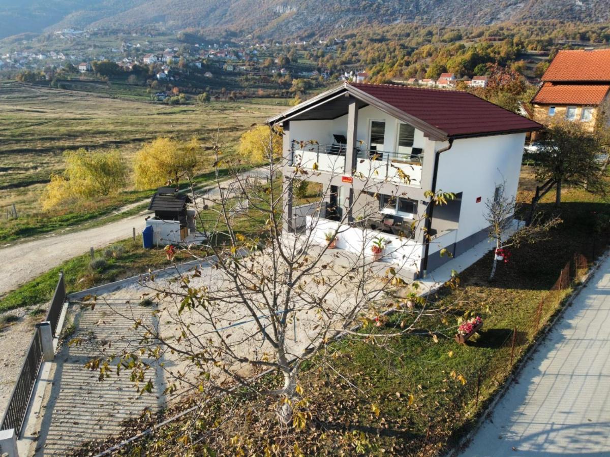 Vikendica Bosnjak Prozor المظهر الخارجي الصورة